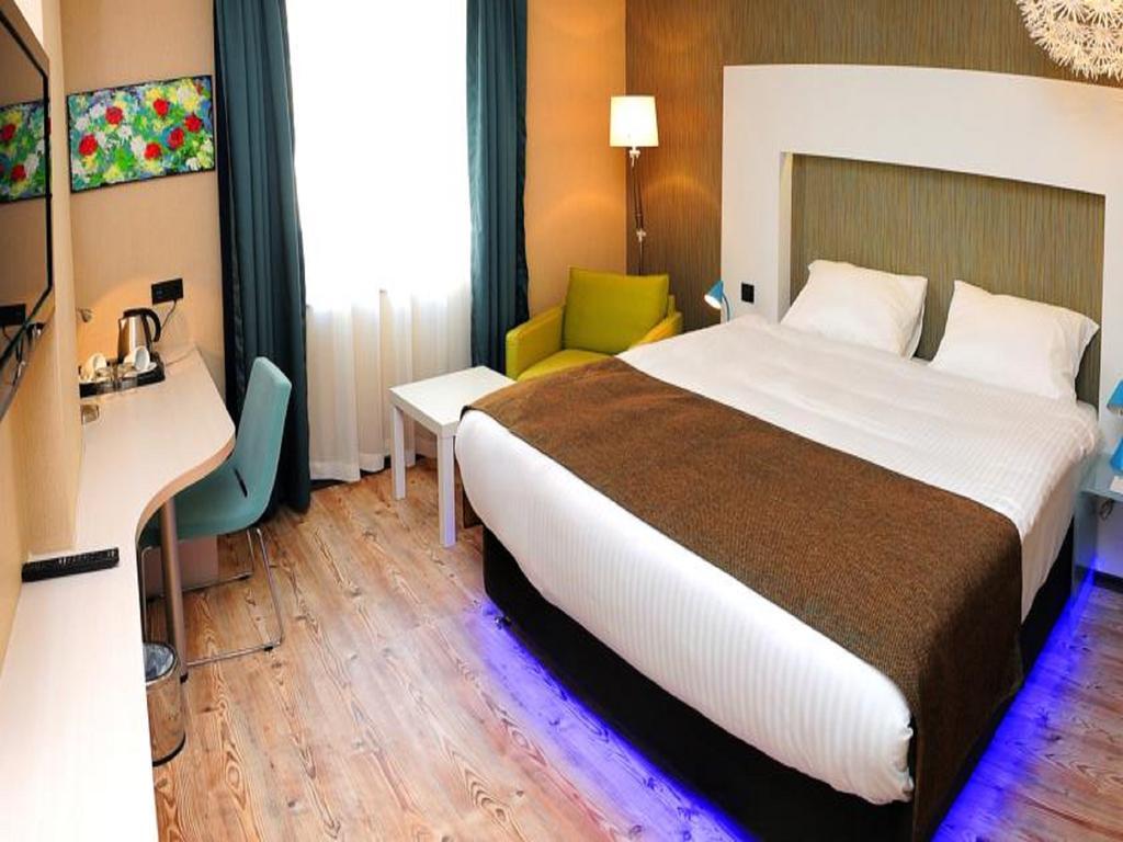 Tempo Hotel 4Levent Стамбул Экстерьер фото