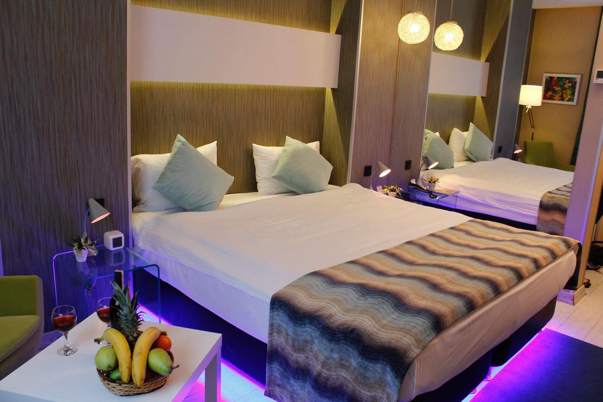 Tempo Hotel 4Levent Стамбул Экстерьер фото